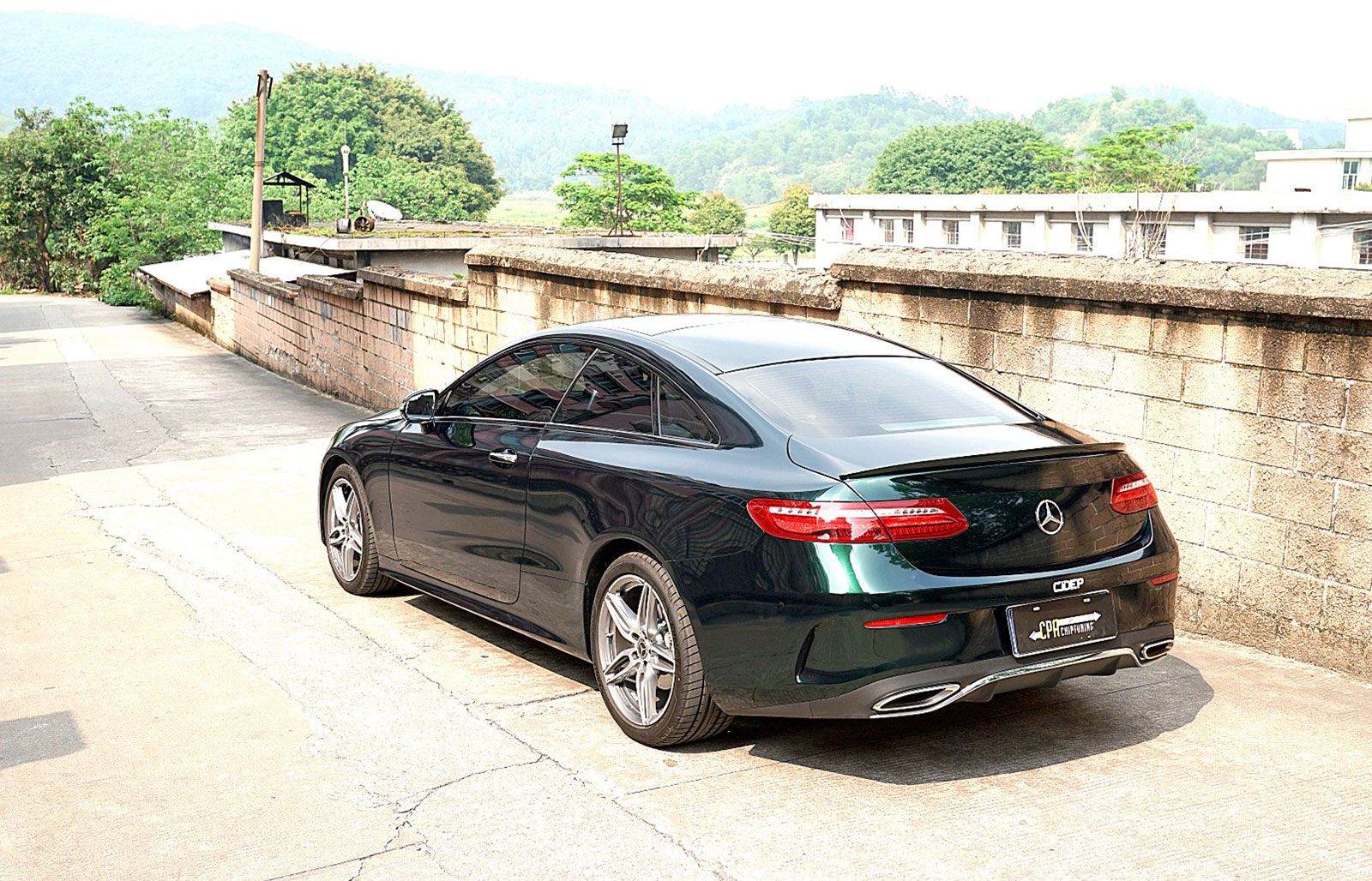 Mercedes E-Class coupe (238) E260 のチップチューニング