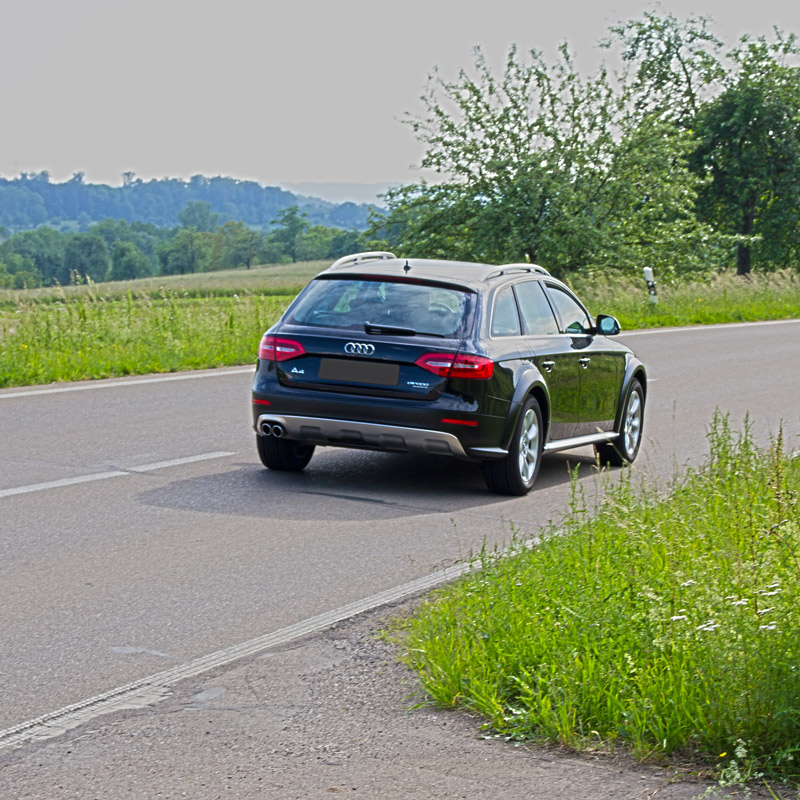 Audi A4 2.0 TDI (140kW)をテストしました