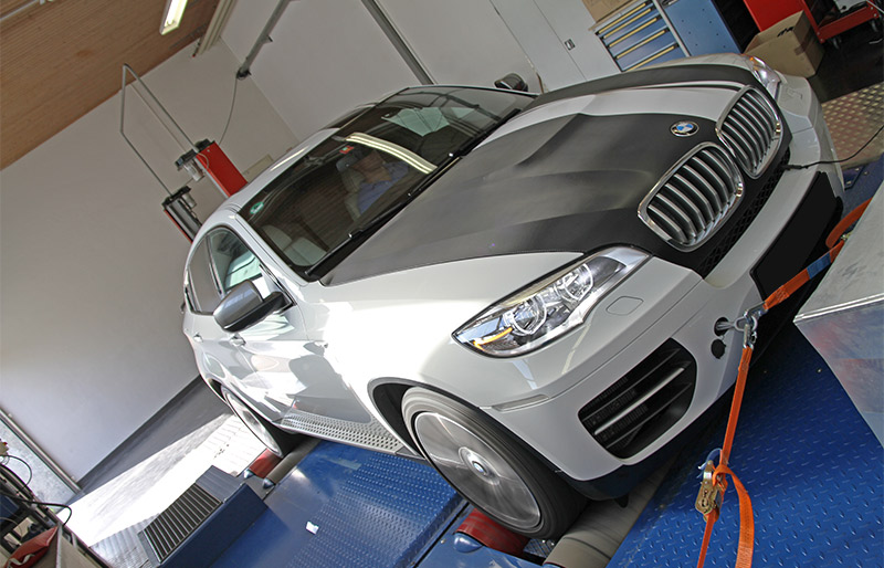 BMW X6 M50d用チップチューニング