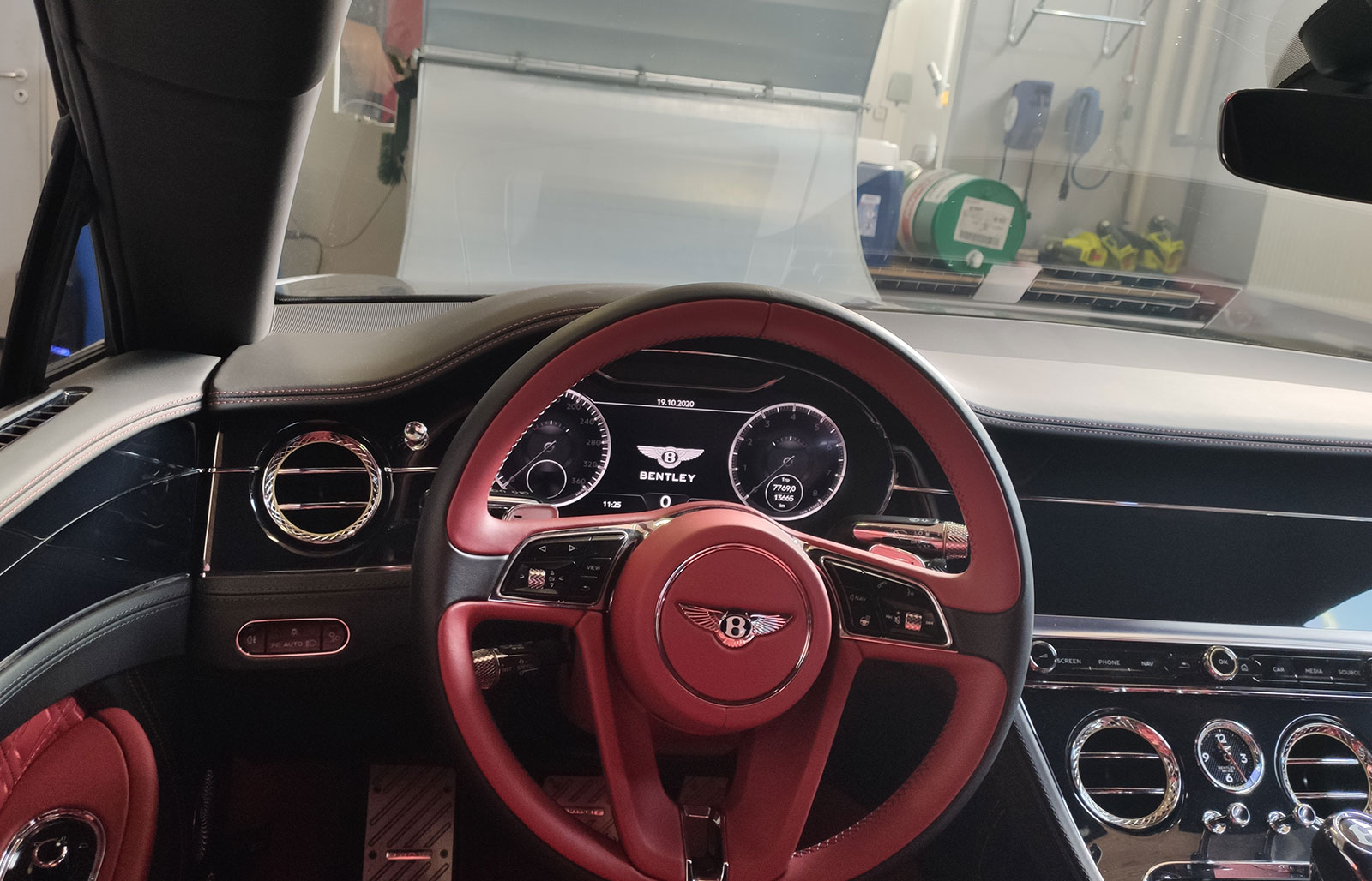  Bentley Continental GT V8が動力計でテストされました