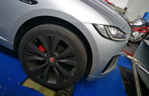 Jaguar F-Pace 30dを動力計で調べました