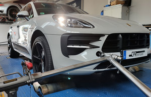 Porsche Macan Sが動力計に載せられました、